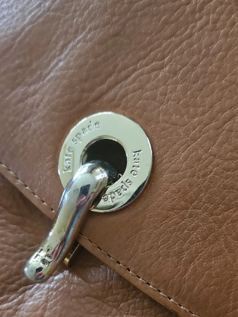 Kate Spade Vintage Leather Wristlet Clutch in Tan